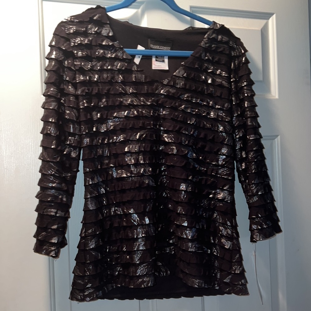 Frank Lyman Design Black Ruffled Blouse